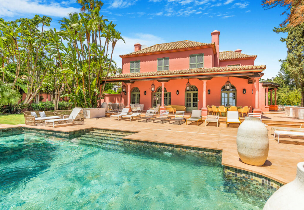 Detached Villa Hacienda Las Chapas Málaga