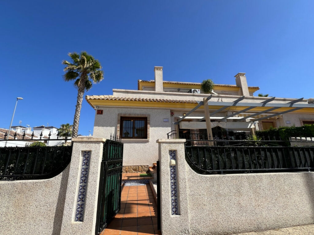 Detached Villa Villamartin Alicante