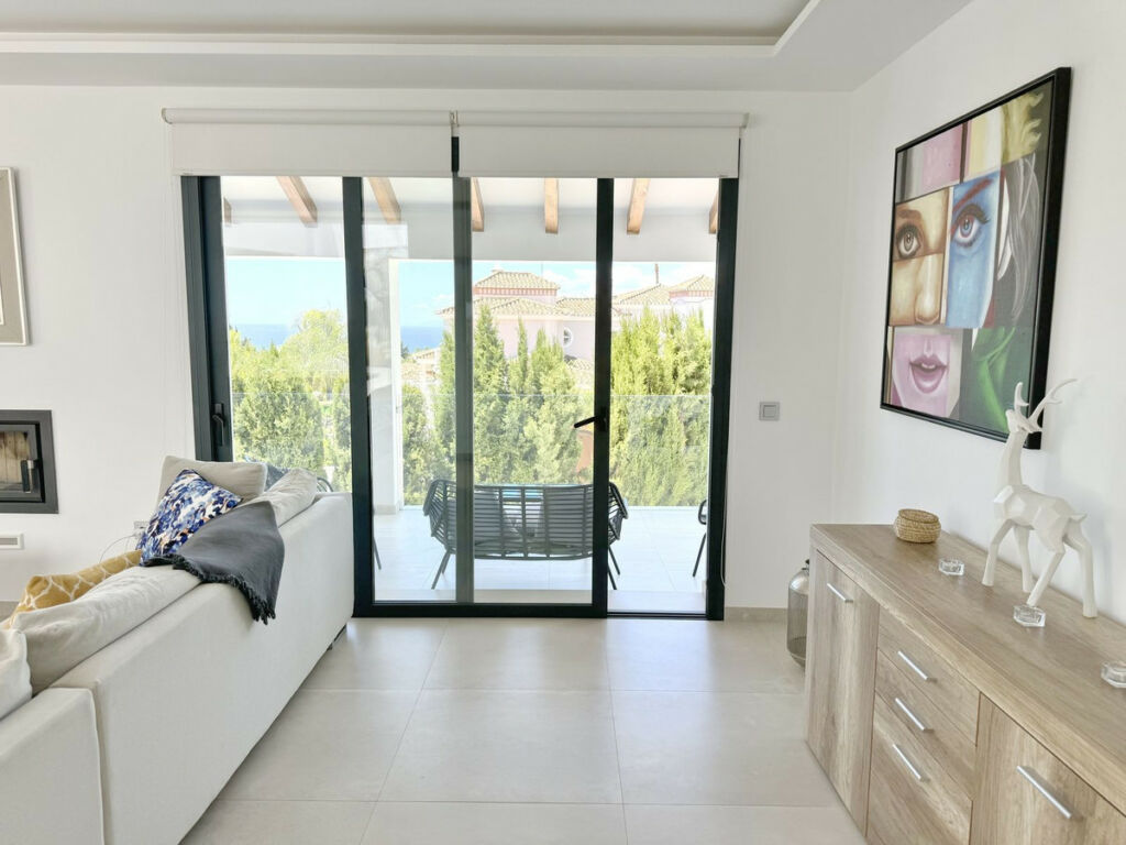 Detached Villa El Rosario Málaga - image 10