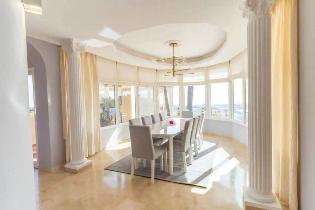 Detached Villa Los Arqueros Málaga - image 10