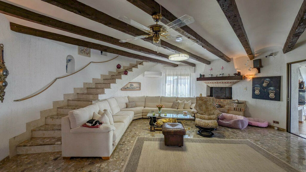 Detached Villa Calpe Alicante - image 11