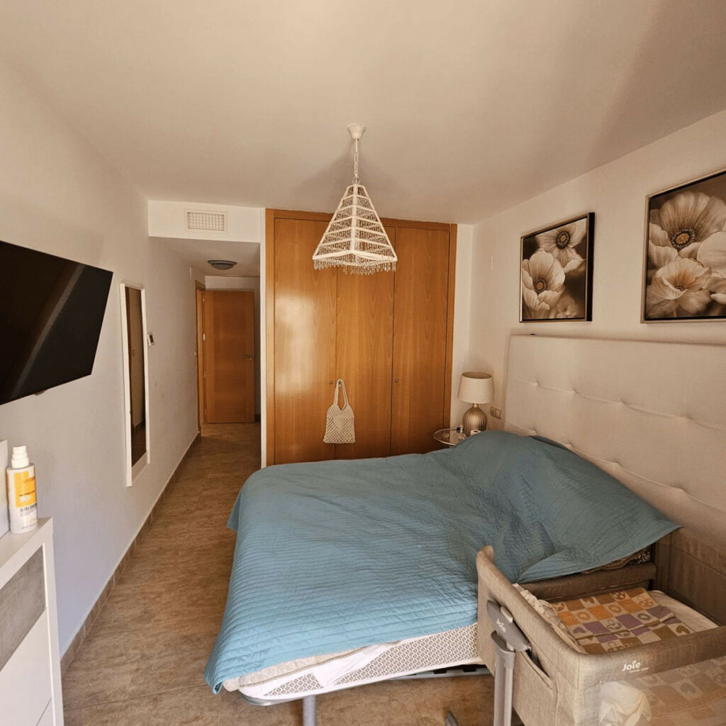 Middle Floor Apartment Estepona Málaga - image 10
