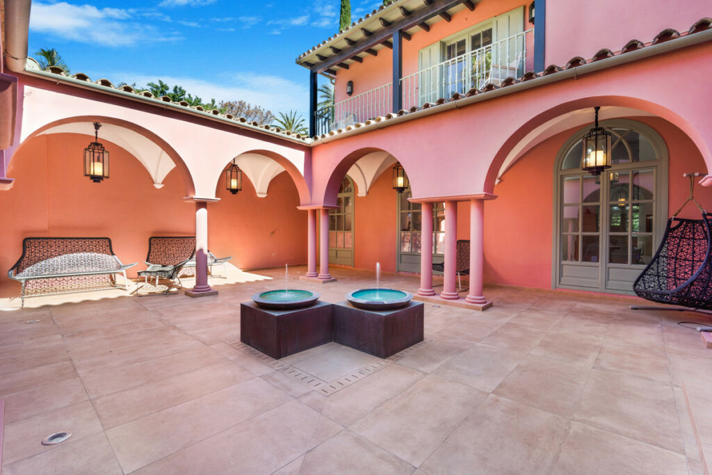 Detached Villa Hacienda Las Chapas Málaga - image 10