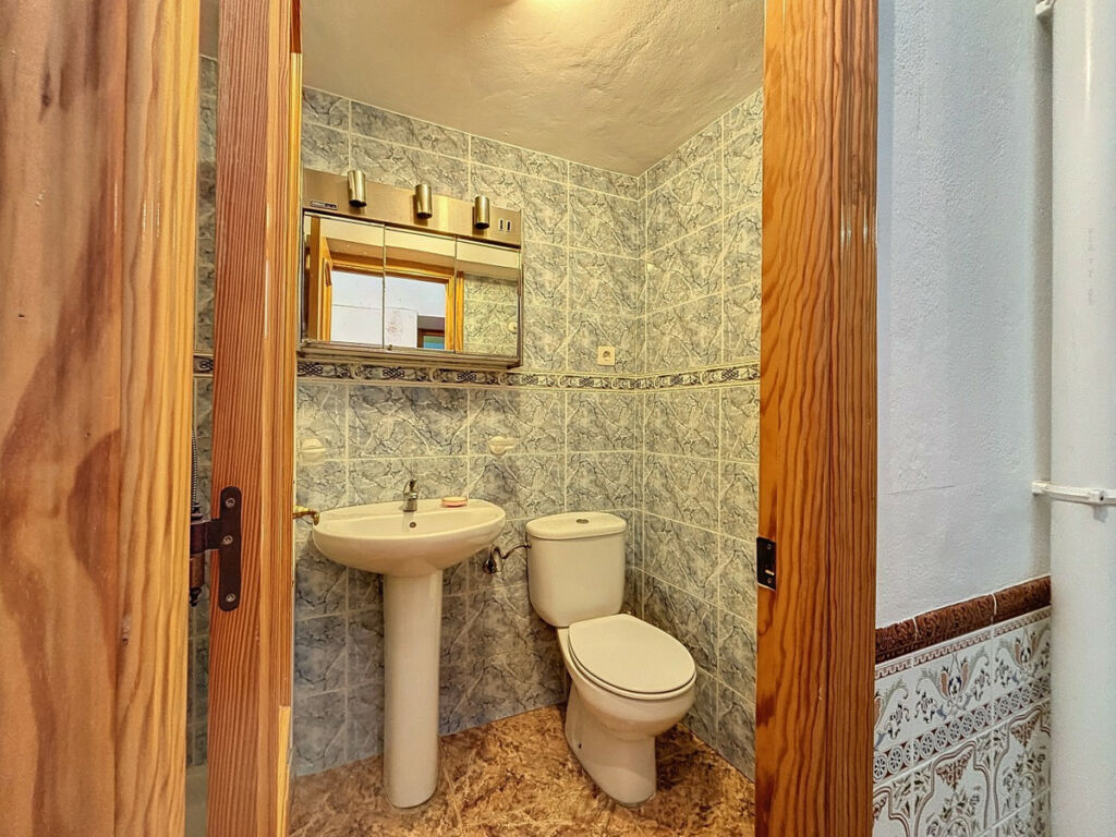 Semi-Detached House Árchez Málaga - image 11