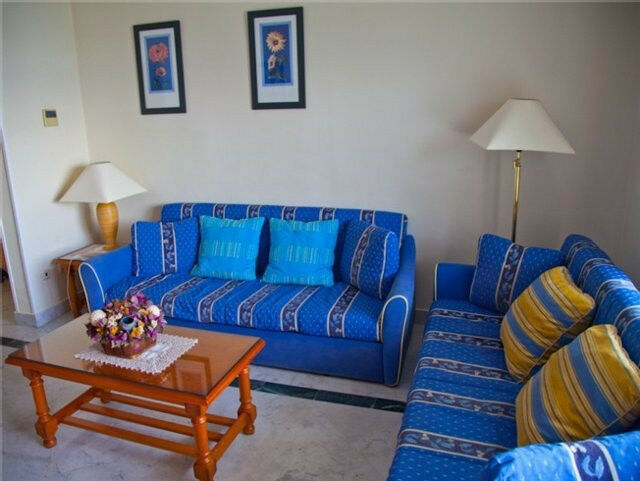 Middle Floor Apartment Puerto Banús Málaga - image 11