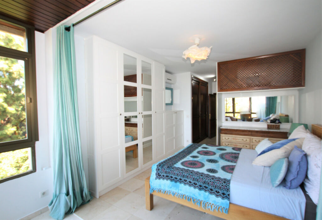 Middle Floor Apartment Marbella Málaga - image 12
