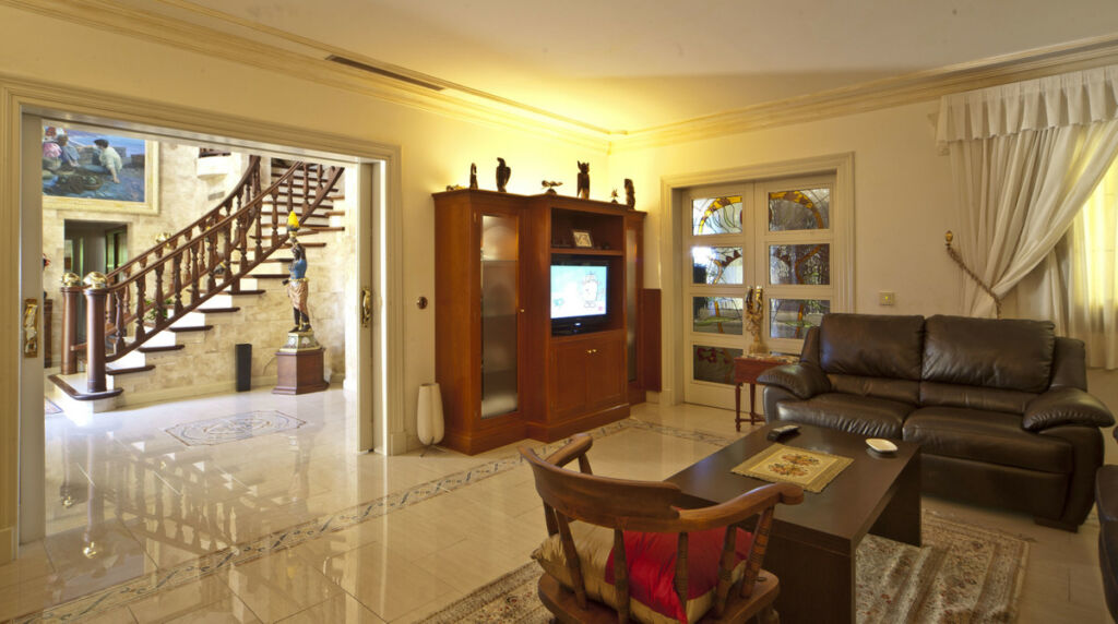 Detached Villa Puerto Banús Málaga - image 11