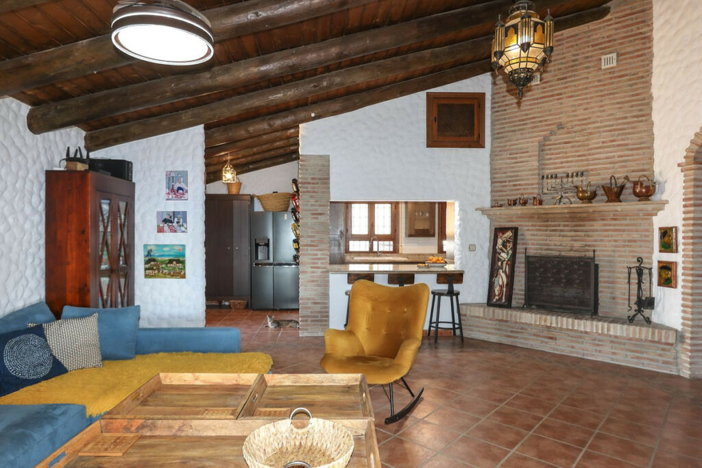 Detached Villa Alozaina Málaga - image 13