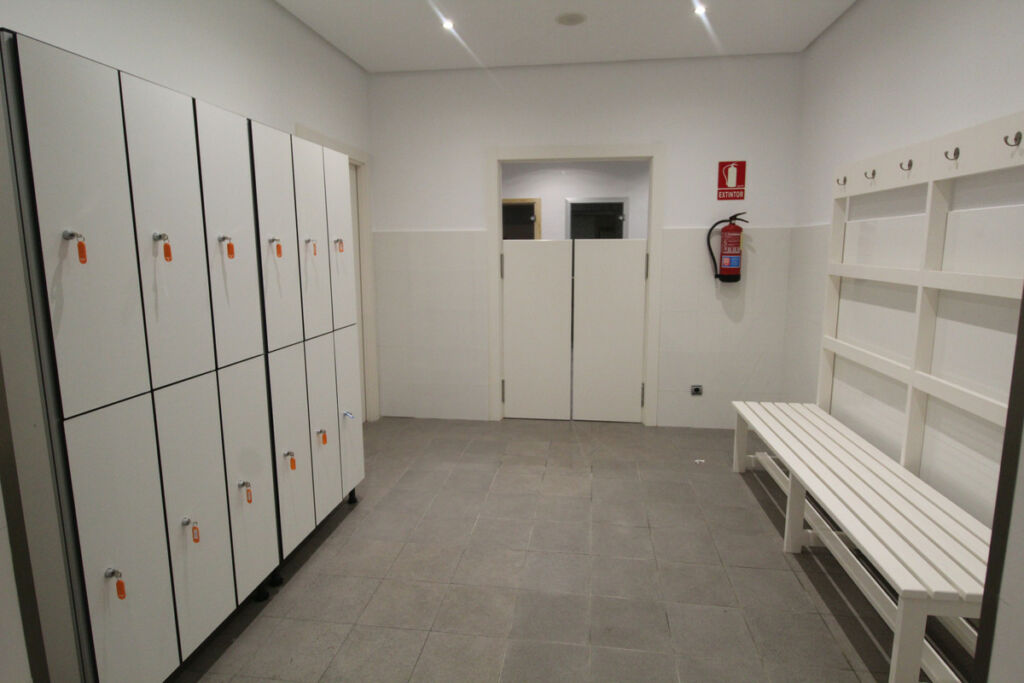 Middle Floor Apartment Sierra Blanca Málaga - image 12