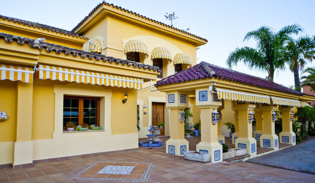 Detached Villa Puerto Banús Málaga - image 12
