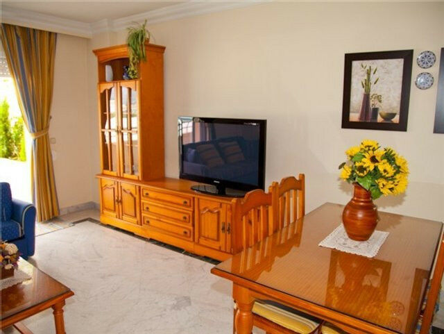 Middle Floor Apartment Puerto Banús Málaga - image 12