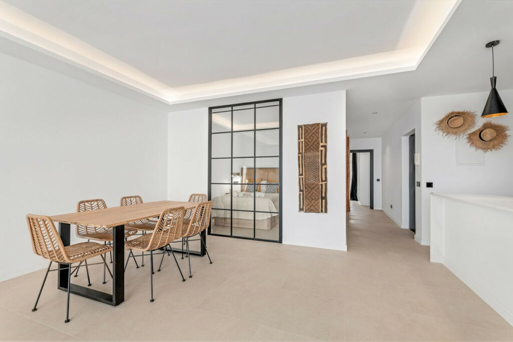 Middle Floor Apartment Puerto Banús Málaga - image 12