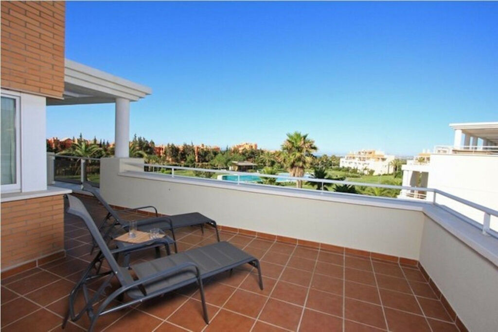Penthouse New Golden Mile Málaga - image 12