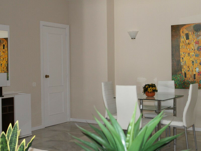 Detached Villa Puerto Banús Málaga - image 13