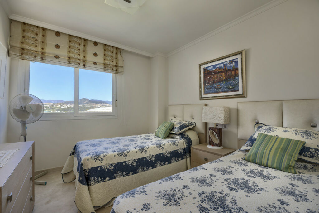 Top Floor Apartment Guadalmina Baja Málaga - image 13