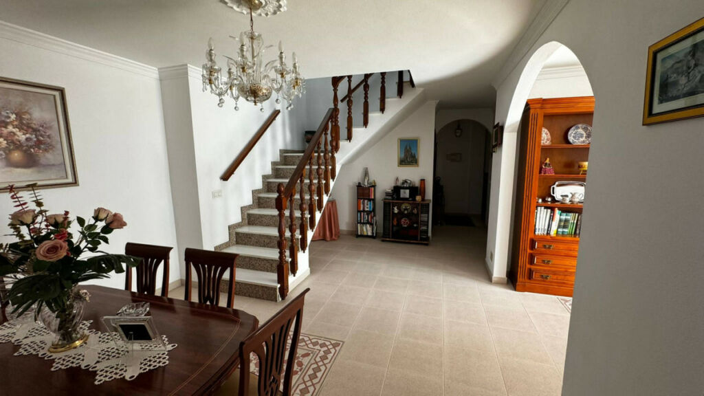 Semi-Detached House Benarrabá Málaga - image 13