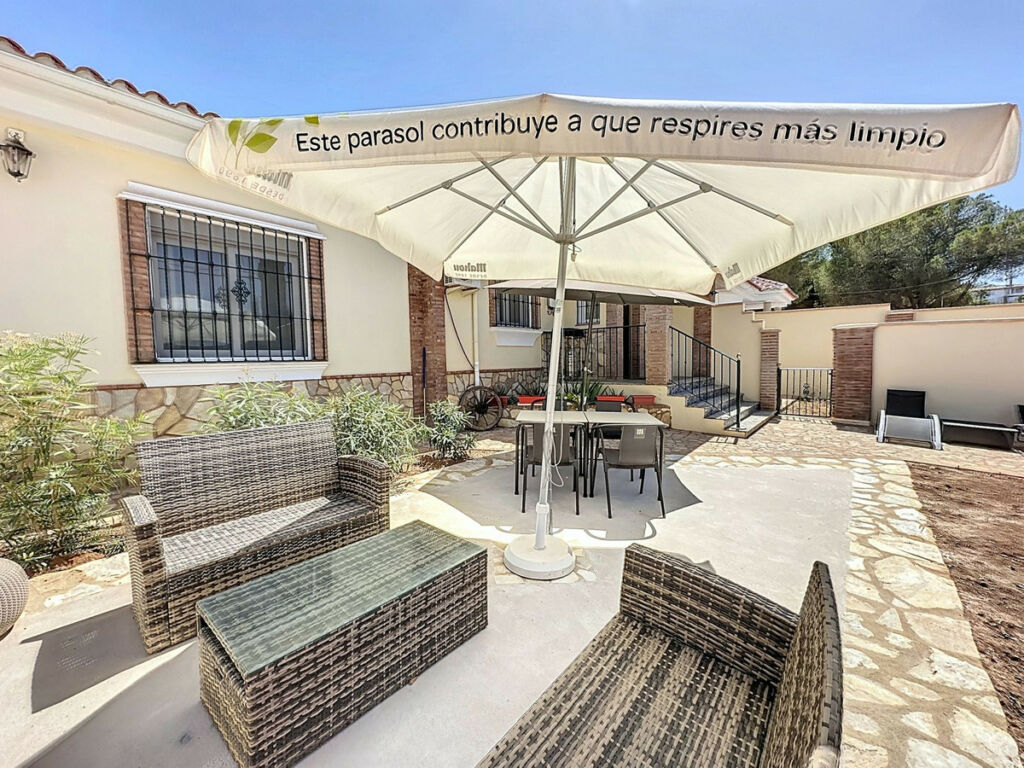 Detached Villa Alhaurín de la Torre Málaga - image 14