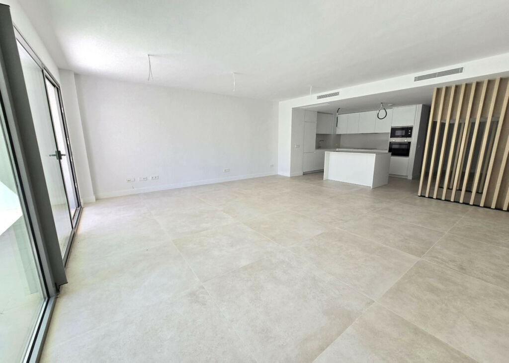 Semi-Detached House El Chaparral Málaga - image 14