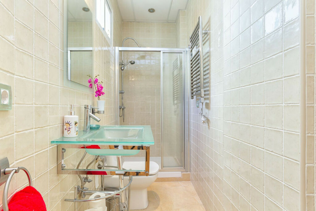 Middle Floor Apartment Málaga Centro Málaga - image 14