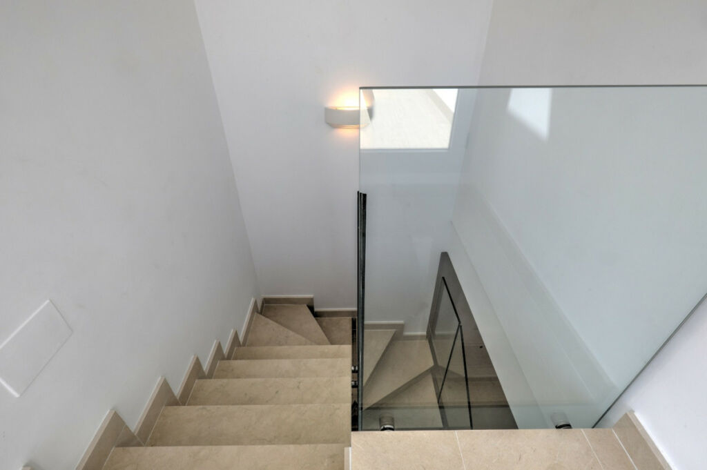 Penthouse Nueva Andalucía Málaga - image 19