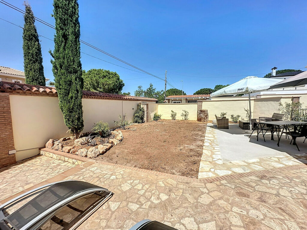 Detached Villa Alhaurín de la Torre Málaga - image 15