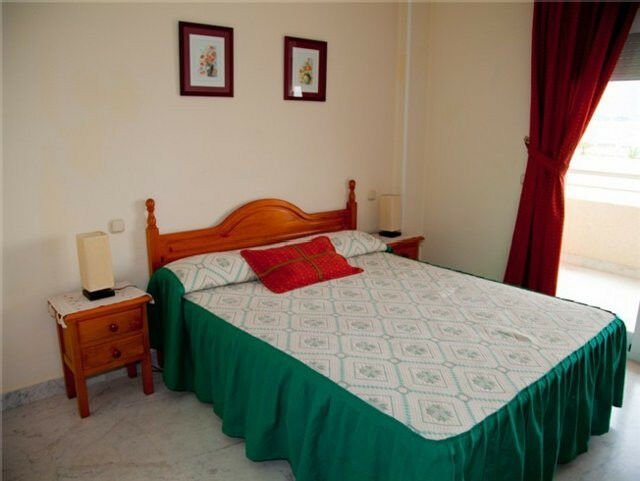 Middle Floor Apartment Puerto Banús Málaga - image 15