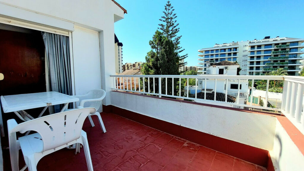 Top Floor Apartment Fuengirola Málaga - image 20