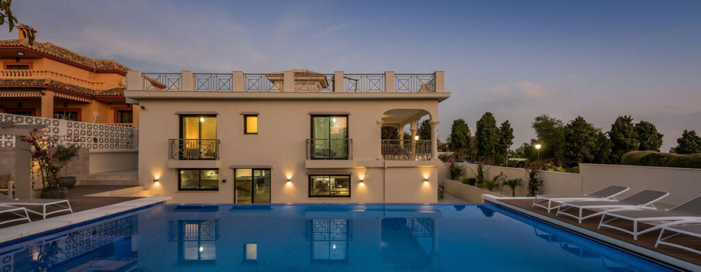 Detached Villa Río Real Málaga - Bild 16