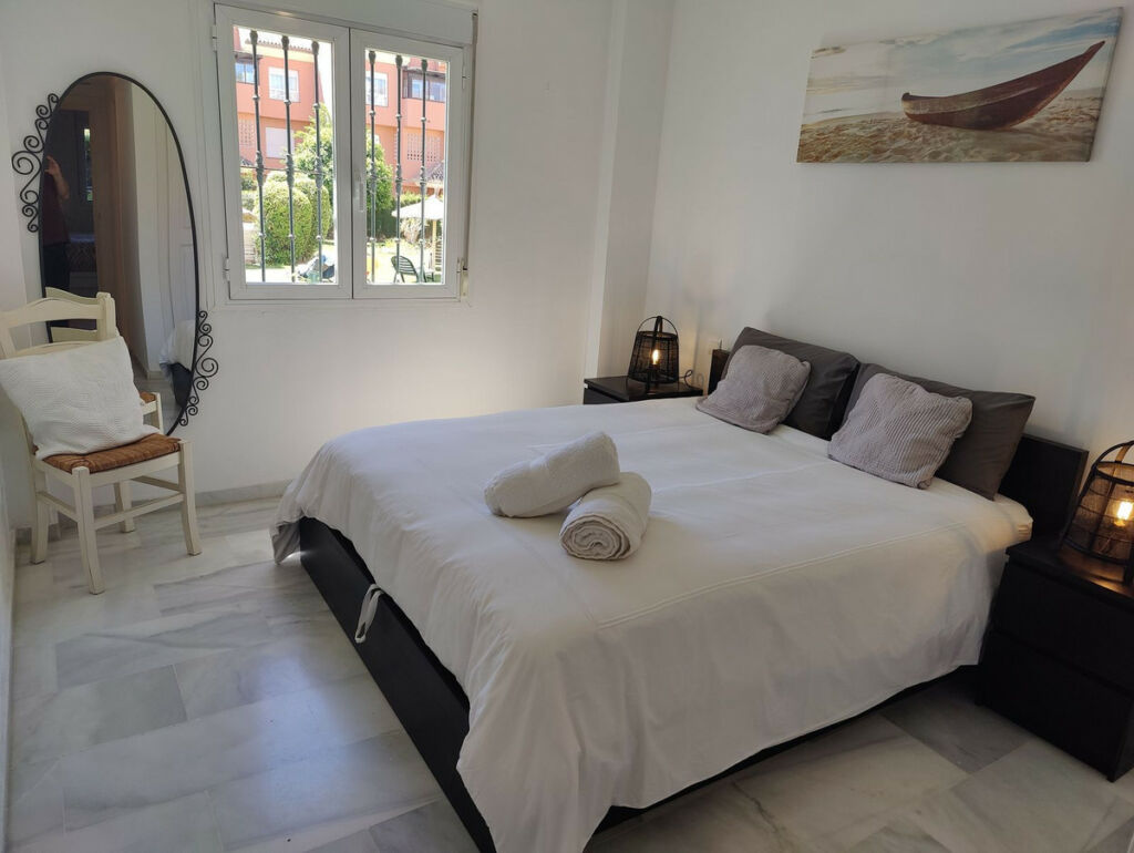 Ground Floor Apartment Puerto Banús Málaga - image 16