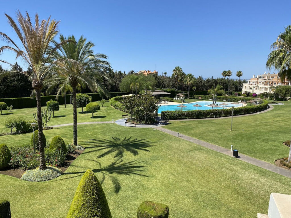 Penthouse New Golden Mile Málaga - image 15