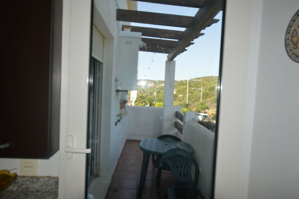 Middle Floor Apartment Estepona Málaga - image 15