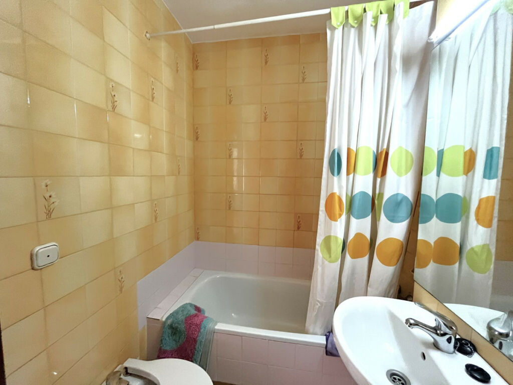 Middle Floor Apartment Estepona Málaga - image 16