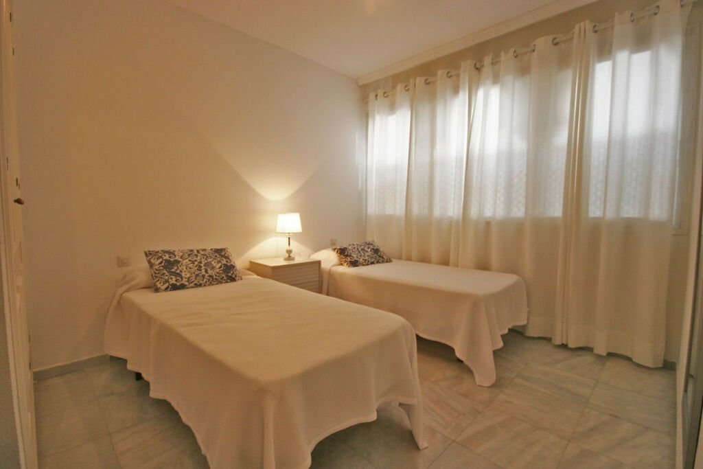 Duplex Estepona Málaga - image 16