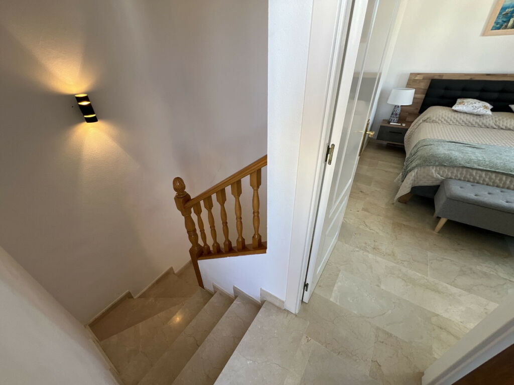 Detached Villa Villamartin Alicante - image 16