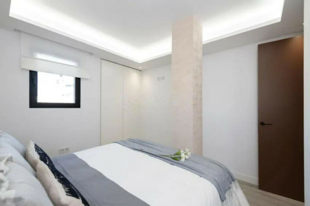 Middle Floor Apartment Puerto Banús Málaga - image 16