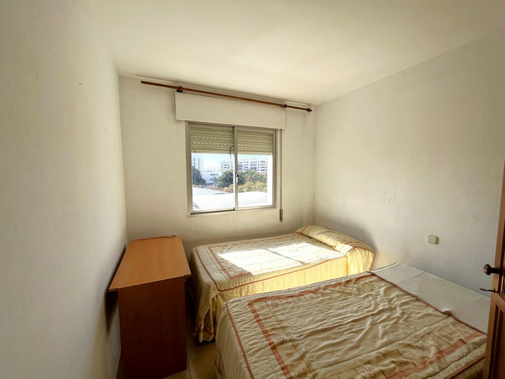 Middle Floor Apartment Estepona Málaga - image 17