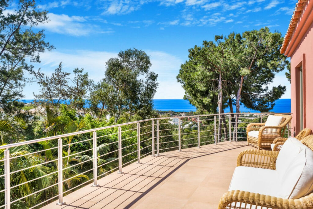 Detached Villa Hacienda Las Chapas Málaga - image 17