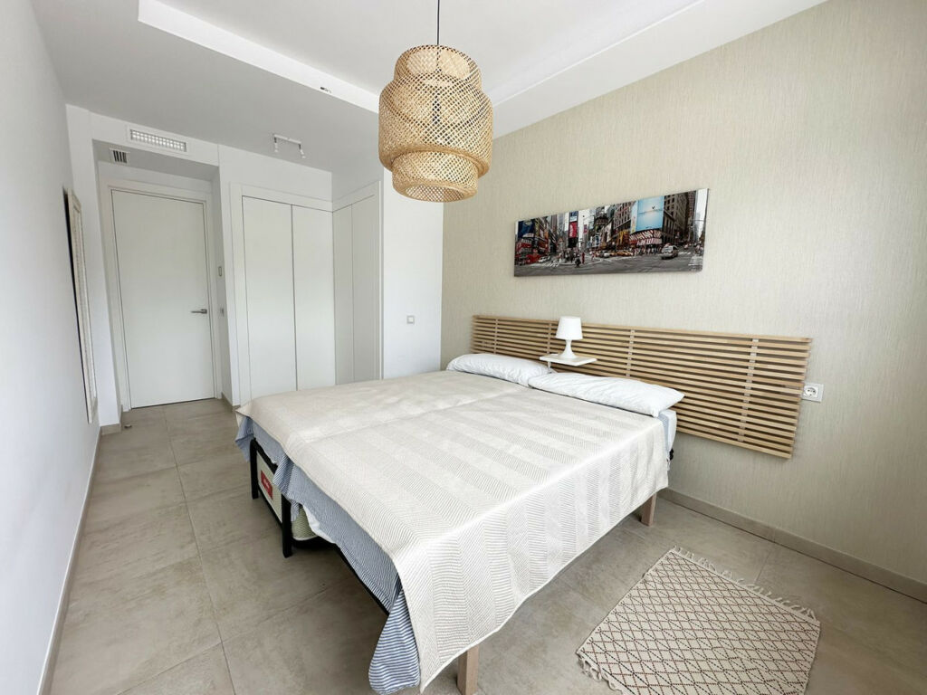 Middle Floor Apartment Estepona Málaga - image 17