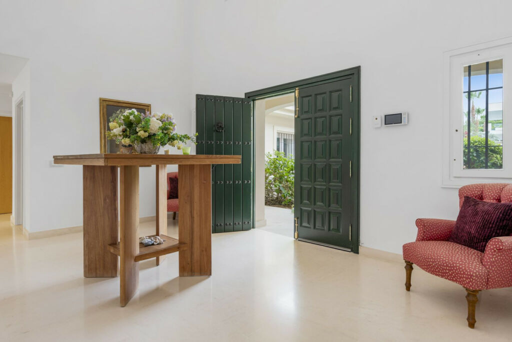 Detached Villa Sotogrande Costa Cádiz - image 20