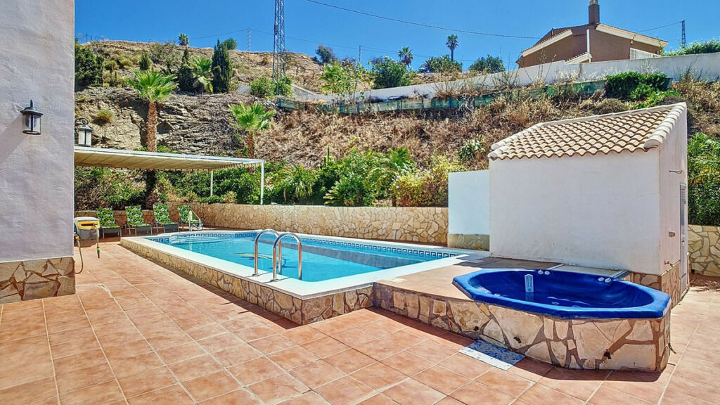 Detached Villa Arenas Málaga - image 17