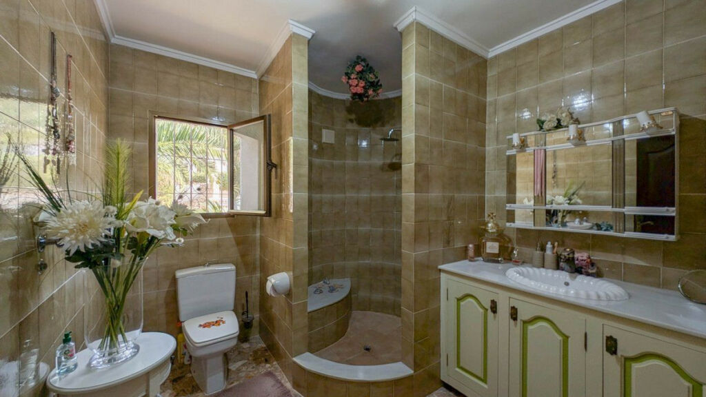 Detached Villa Calpe Alicante - image 18