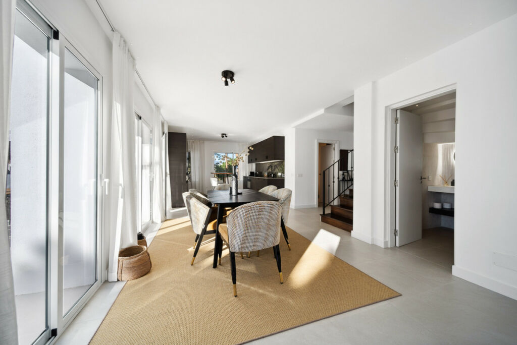 Penthouse Duplex Nueva Andalucía Málaga - image 16