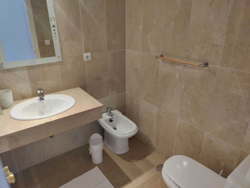 Ground Floor Apartment Puerto Banús Málaga - image 18