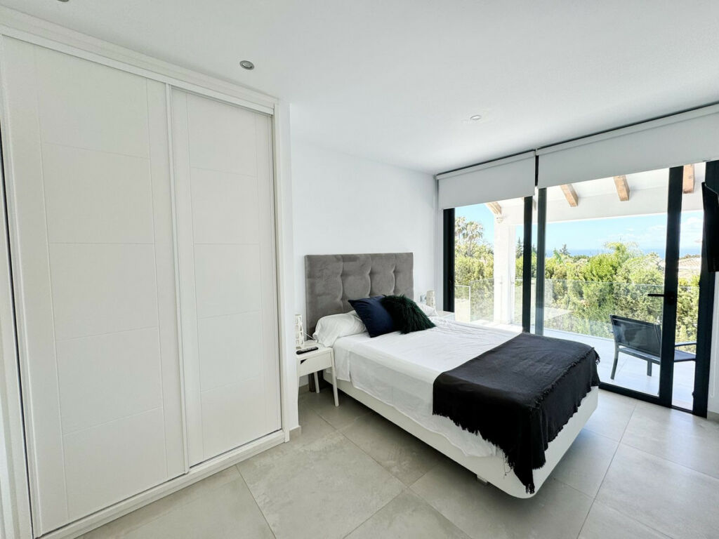 Detached Villa El Rosario Málaga - image 18