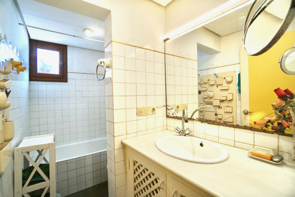 Middle Floor Apartment Moraira Alicante - image 19
