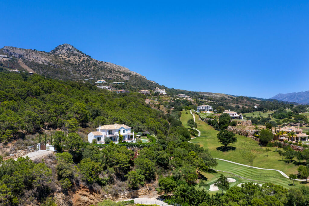 Detached Villa Benahavís Málaga - image 19