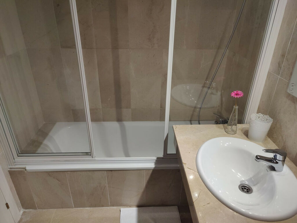 Ground Floor Apartment Puerto Banús Málaga - image 19