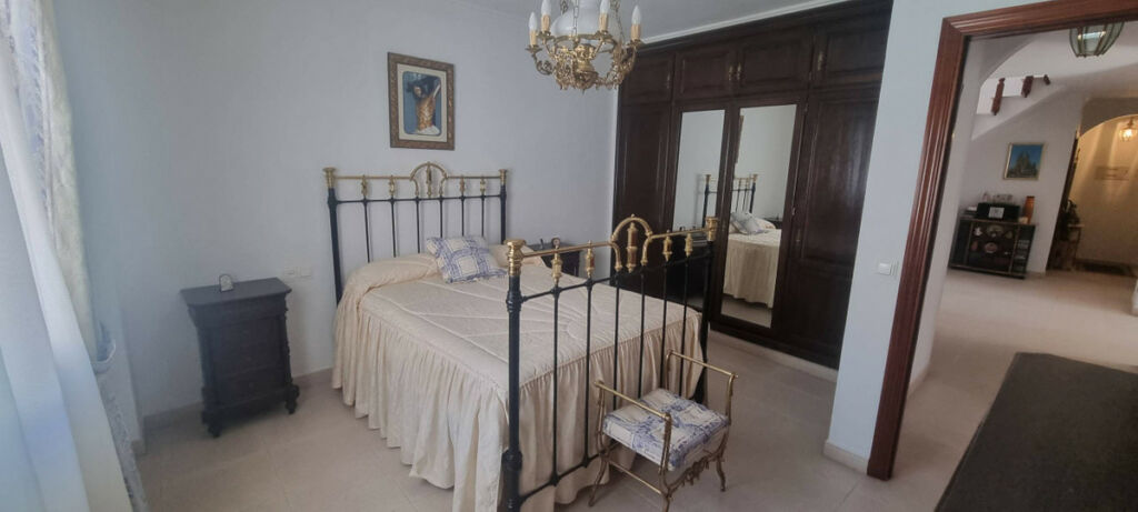 Semi-Detached House Benarrabá Málaga - image 18
