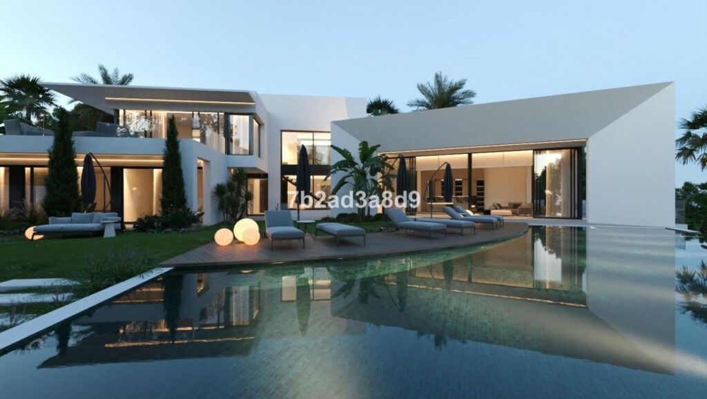 Residential Plot Nueva Andalucía Málaga - image 2