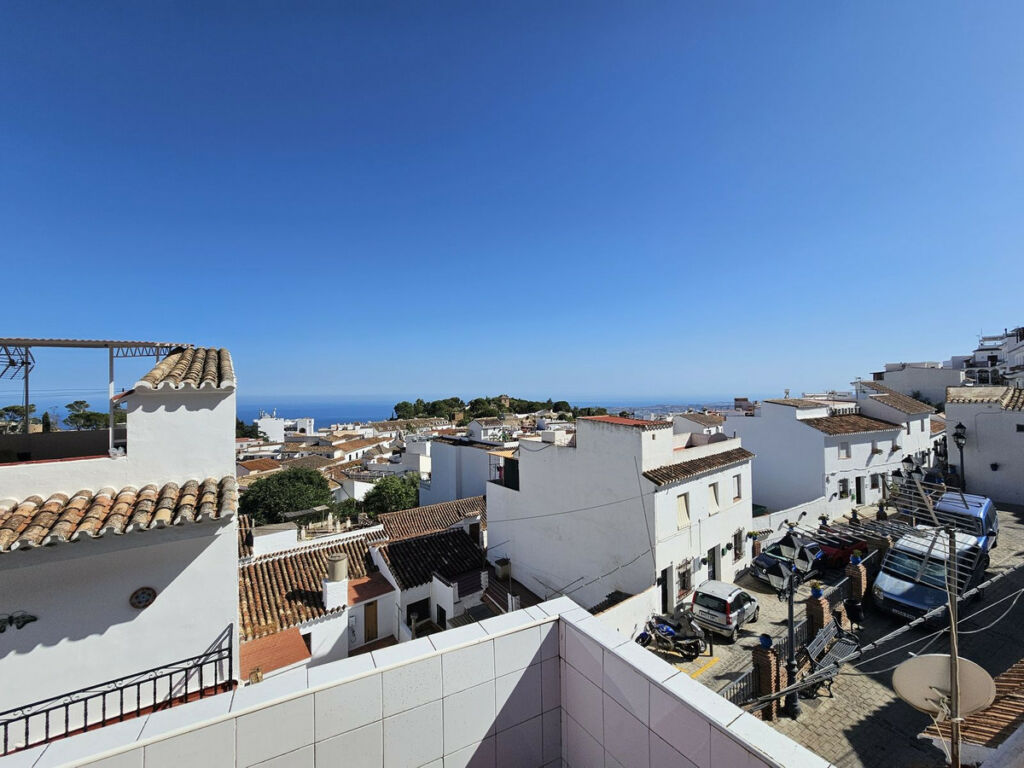 Townhouse Mijas Málaga - image 2